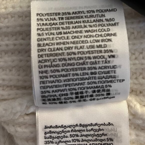 BOGO H & M Oversized Rib-Knit Half-Zip Sweater - Picture 13 of 15